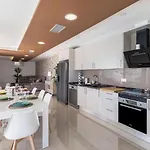 Vila Moderna En Con Piscina Privada Y Cerca Del Siam Park