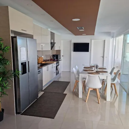 Vila Moderna En Con Piscina Privada Y Cerca Del Siam Park