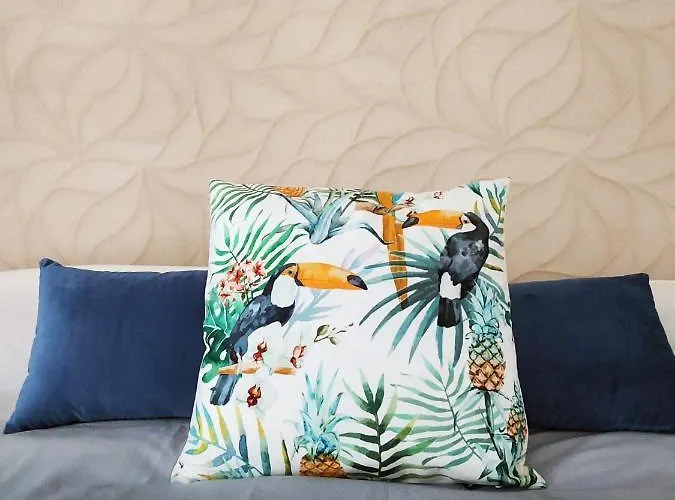 Moderna En Con Piscina Privada Y Cerca Del Siam Park