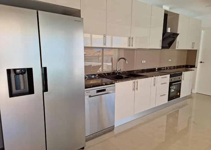 Moderna En Con Piscina Privada Y Cerca Del Siam Park *